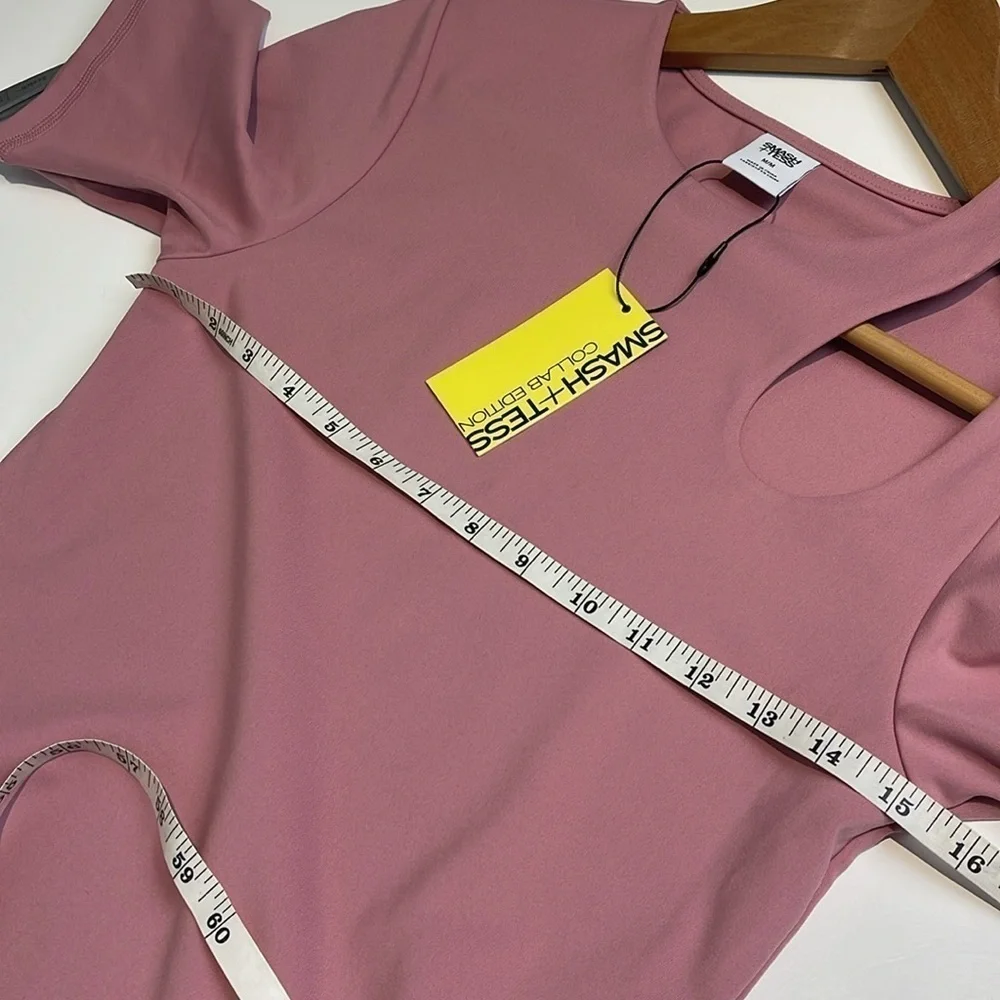 Smash + Tess Warm Hearted Crop Top in Dreamy Pink New Size Medium - Picture 8 of 9